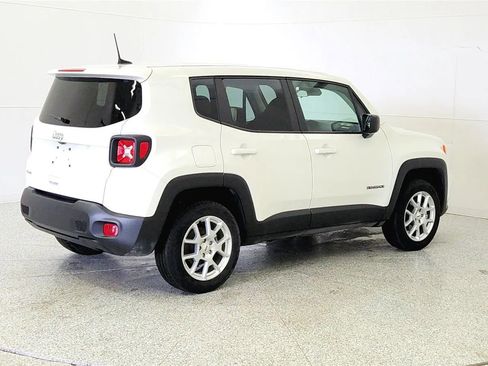 Used 2023 Jeep Renegade Latitude image 7