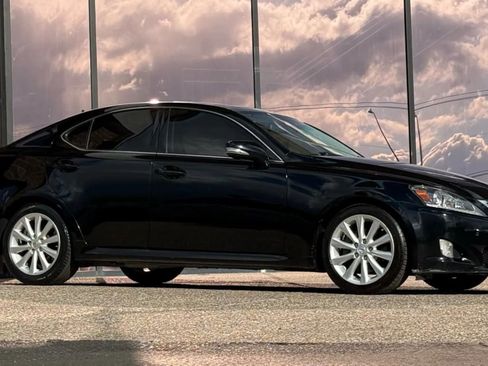 Used 2009 Lexus IS 250 image 16