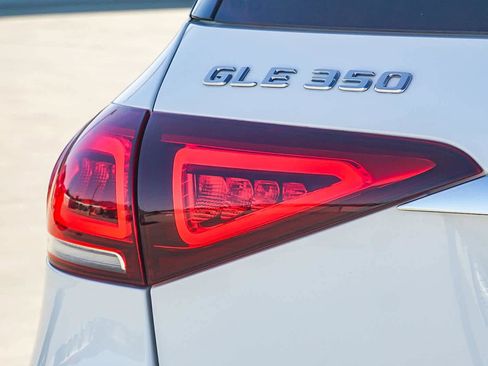 Used 2022 Mercedes-Benz GLE 350 image 11