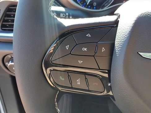 New 2026 Chrysler Pacifica Select image 22