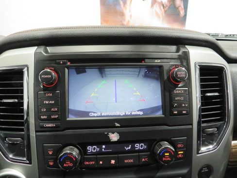 Used 2017 Nissan Titan SL w/ SL Towing Convenience Package image 20