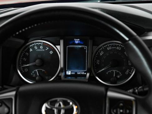 Used 2021 Toyota Tacoma SR5 image 16