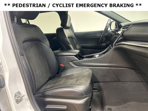 Certified 2021 Jeep Grand Cherokee L Laredo image 14