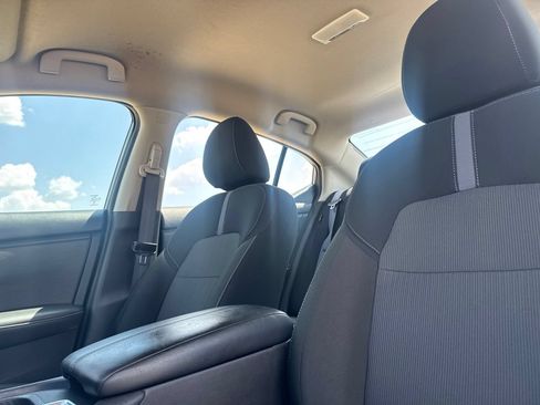 Certified 2025 Nissan Sentra SV FWD image 36