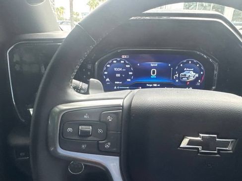 Used 2025 Chevrolet Silverado 1500 LT Trail Boss w/ LT Trail Boss Premium Package AWD/4WD image 11