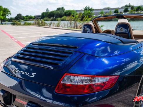 Used 2006 Porsche 911 Carrera 4S image 29