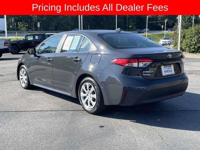 Used 2025 Toyota Corolla LE FWD image 3