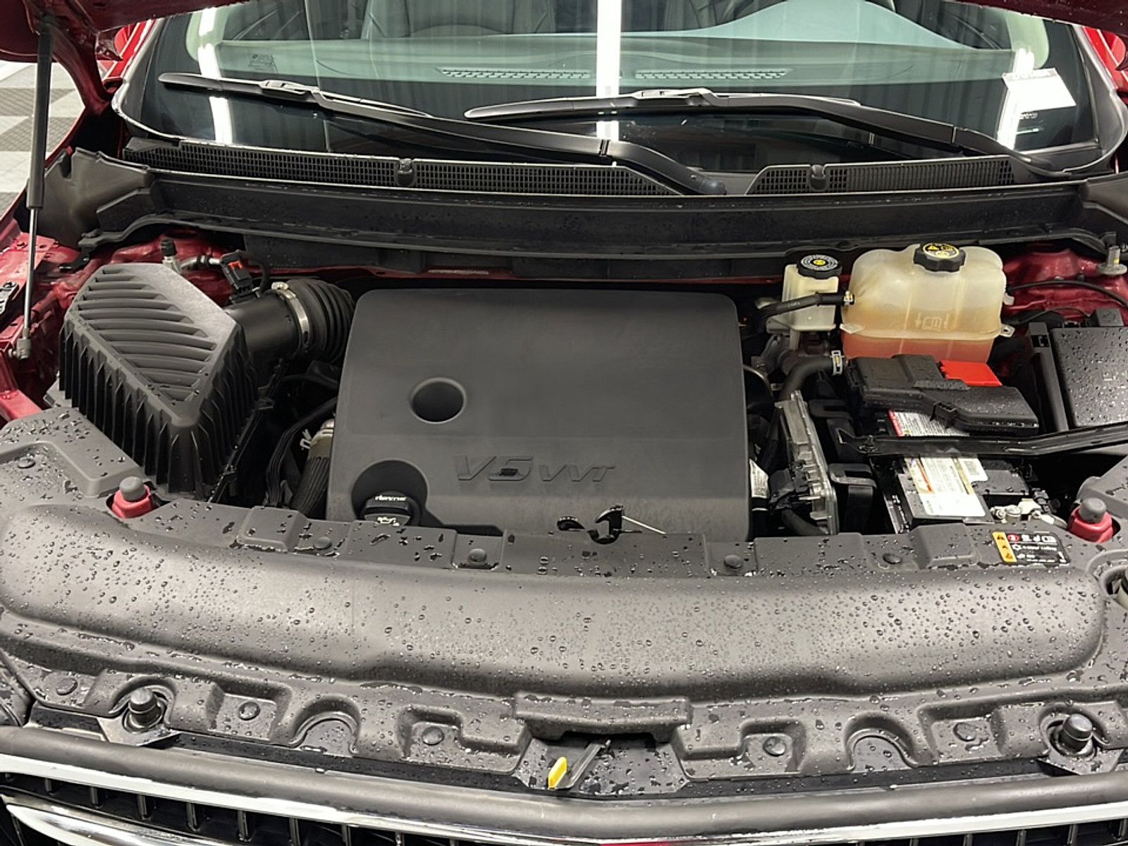 Used 2018 Buick Enclave Essence FWD image 27