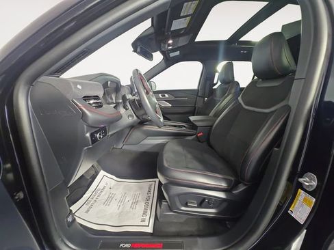 Certified 2025 Ford Explorer ST AWD/4WD image 9