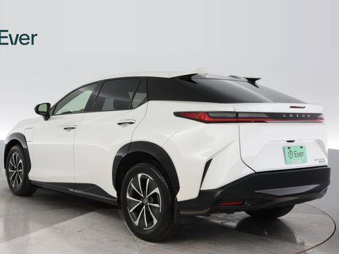 Used 2024 Lexus RZ 450e Premium w/ Accessory Package (Z1) AWD/4WD image 14
