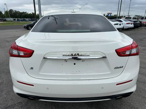 Used 2018 Maserati Ghibli S GranLusso RWD image 34