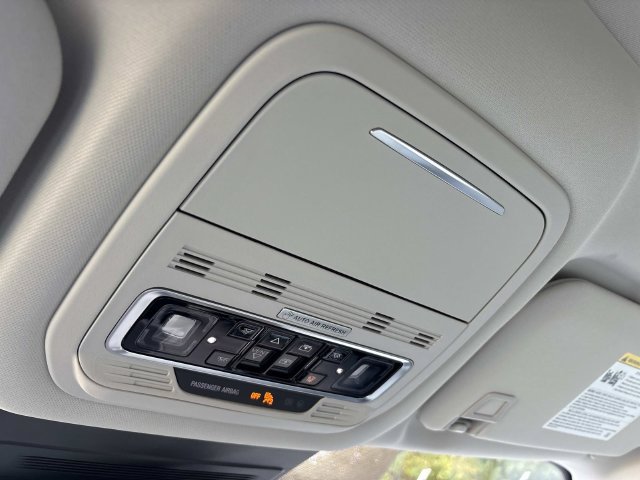 New 2026 Lincoln Nautilus Reserve AWD/4WD image 31