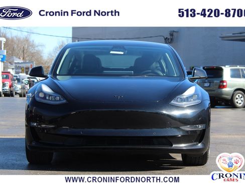 Used 2022 Tesla Model 3 Long Range image 2