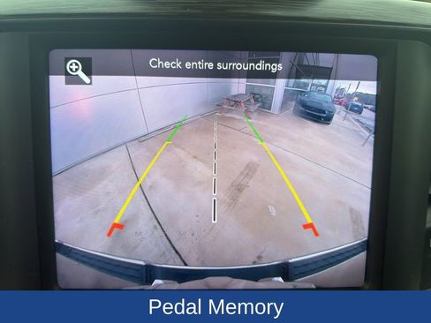 Used 2020 RAM 1500 Laramie w/ Off Road Group image 20