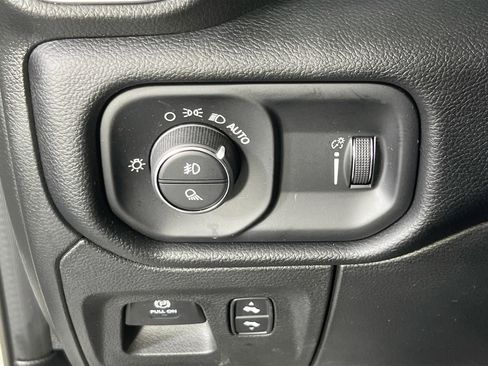 Used 2022 RAM 1500 Big Horn image 10