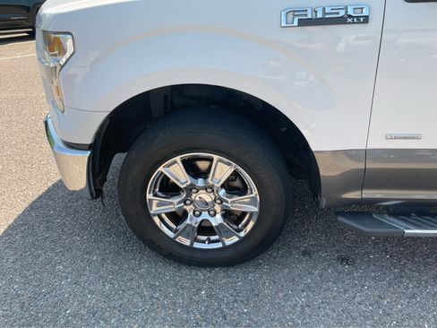 Used 2015 Ford F150 XLT w/ Equipment Group 302A Luxury RWD image 9
