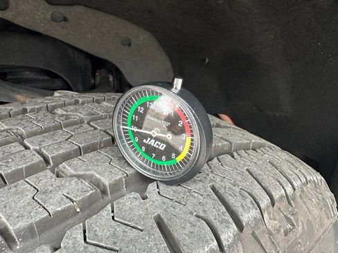 Certified 2021 Ford F150 Lariat image 4