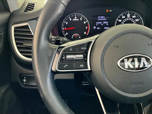 Used 2021 Kia Seltos S image 10