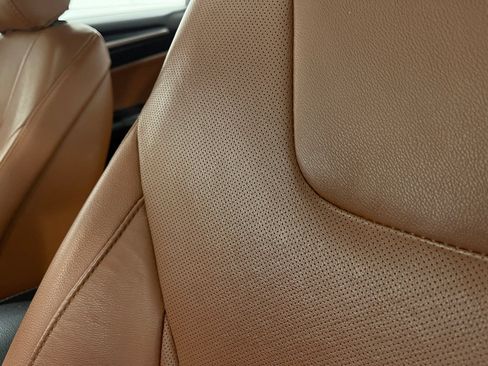 Used 2020 Ford Fusion Titanium FWD image 18