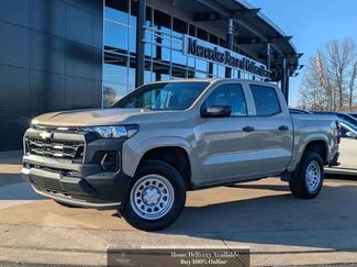 Used 2024 Chevrolet Colorado W/T video 1