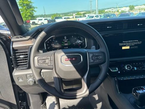 New 2026 GMC Sierra 1500 AT4 w/ AT4 Premium Package AWD/4WD image 17