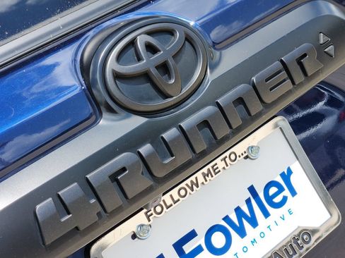 Used 2024 Toyota 4Runner TRD Off-Road Premium w/ Moonroof Package AWD/4WD image 11