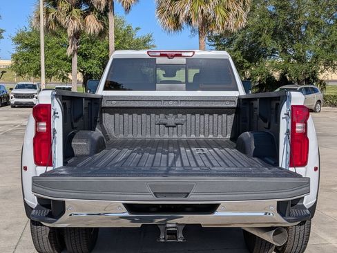 New 2026 Chevrolet Silverado 3500 LTZ w/ LTZ Plus Package AWD/4WD image 24