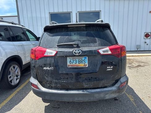 Used 2013 Toyota RAV4 XLE AWD/4WD image 7