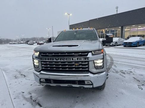 Used 2020 Chevrolet Silverado 3500 LTZ w/ LTZ Plus Package image 3