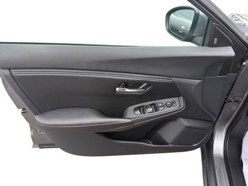 Used 2023 Nissan Sentra S FWD image 9