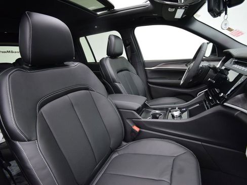 New 2026 Jeep Grand Cherokee Limited AWD/4WD image 19