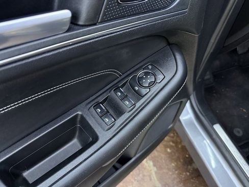 Used 2023 Ford Edge Titanium image 13