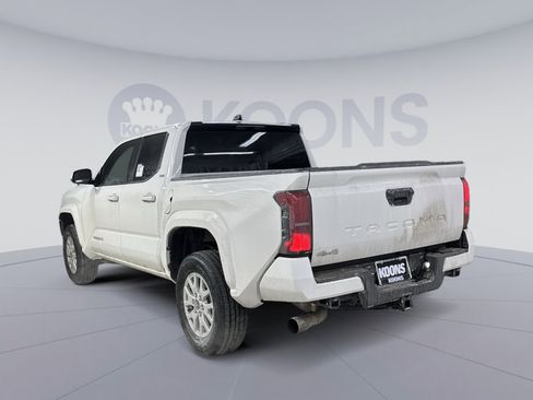 New 2025 Toyota Tacoma SR5 image 4