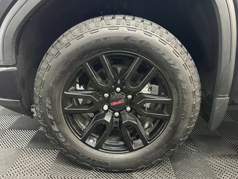 Used 2026 GMC Sierra 1500 Elevation w/ Elevation Premium Package AWD/4WD image 35