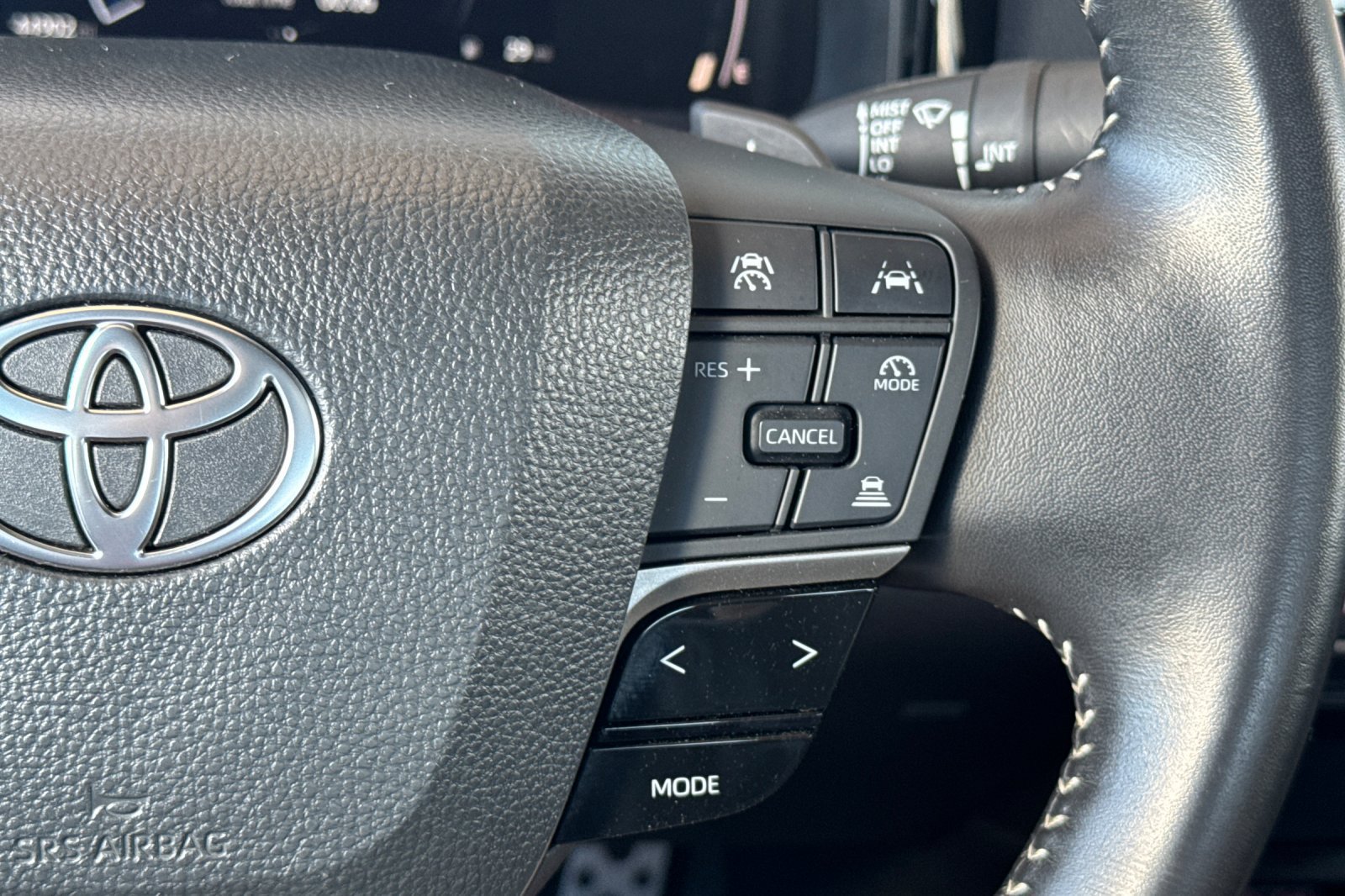 Certified 2025 Toyota Camry SE FWD image 29