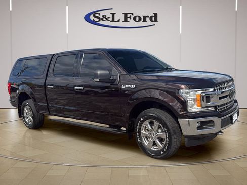 Used 2018 Ford F150 XLT w/ Equipment Group 302A Luxury AWD/4WD image 11