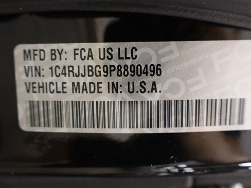 Used 2023 Jeep Grand Cherokee L Limited w/ Trailer Tow Group (B) image 25