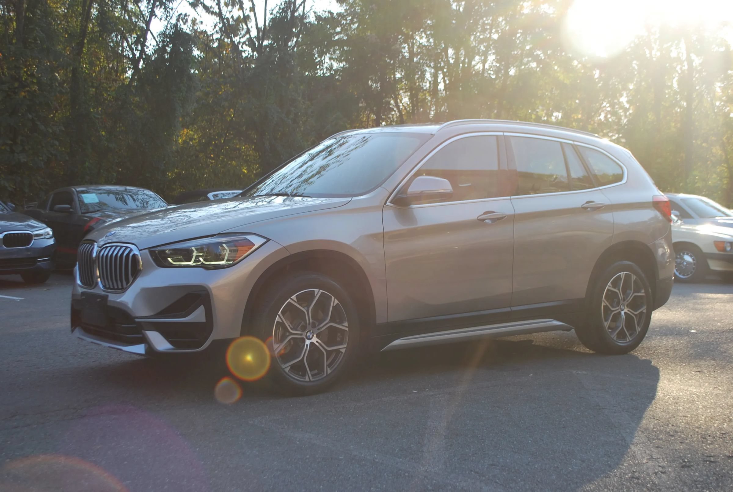 Used 2021 BMW X1 xDrive28i w/ Premium Package AWD/4WD image 4