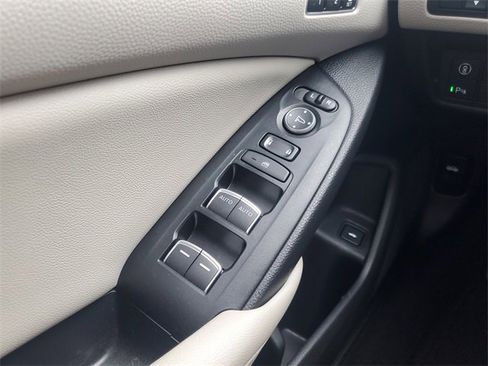 Used 2019 Honda Accord Touring image 29