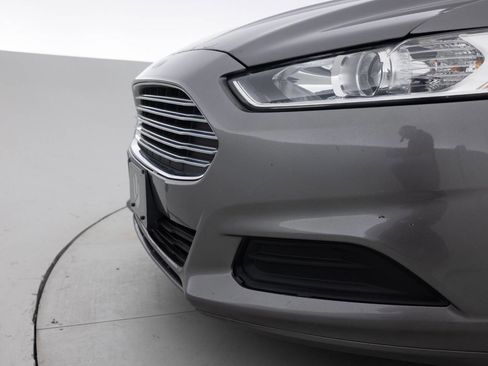 Used 2013 Ford Fusion SE image 15