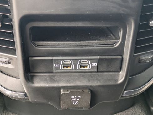 Used 2024 RAM 1500 Laramie image 14