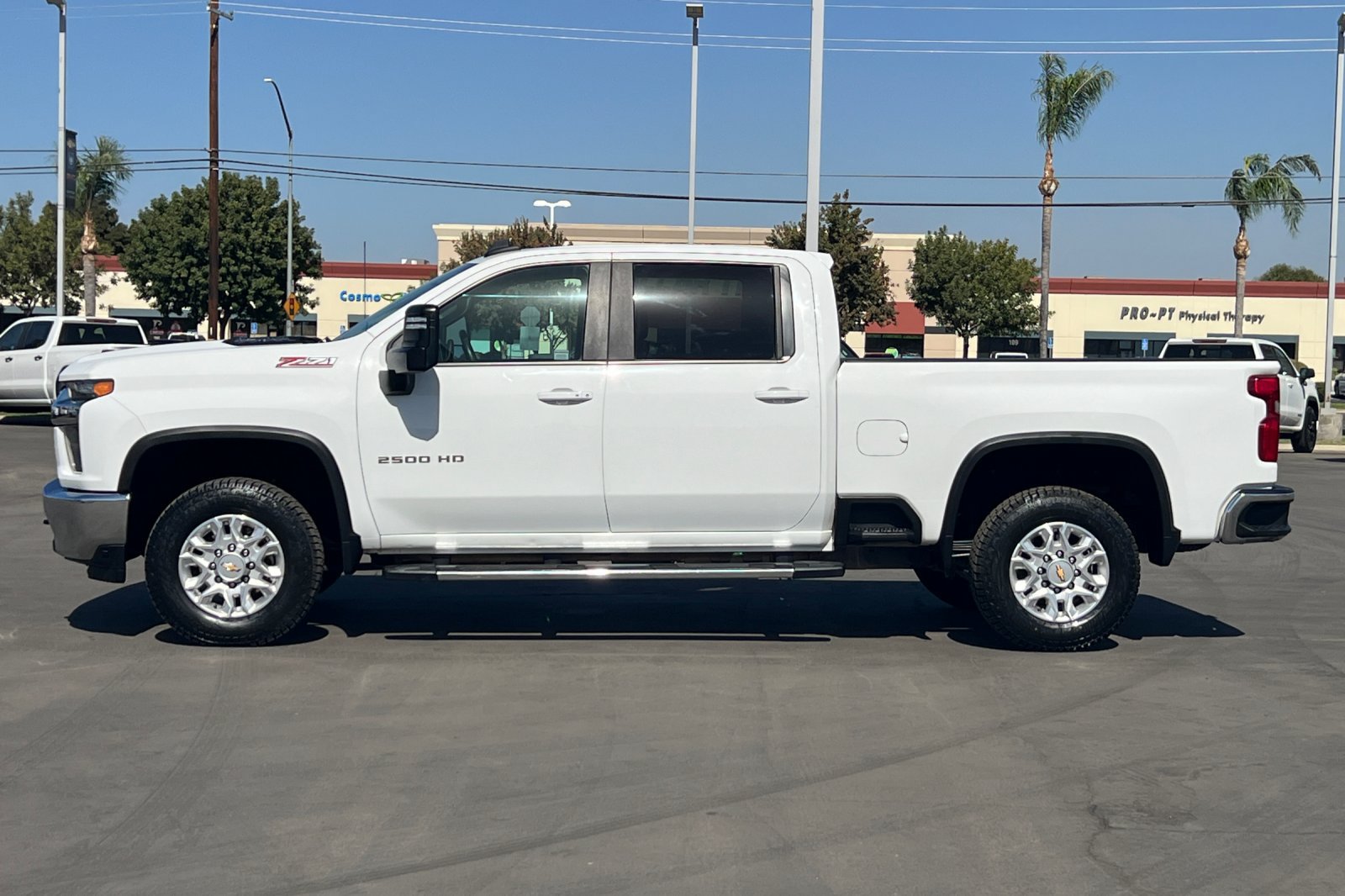 Used 2022 Chevrolet Silverado 2500 LT w/ Convenience Package AWD/4WD image 8