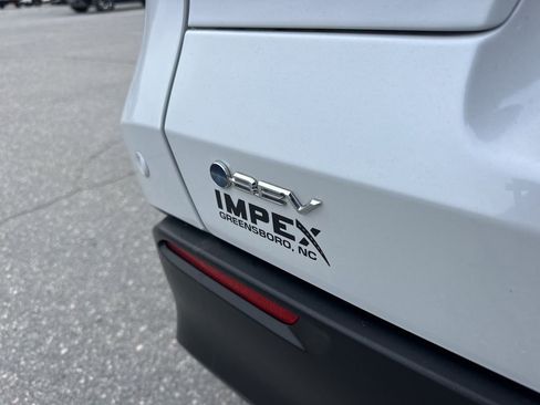 Used 2024 Toyota bZ4X XLE w/ Weather Package image 33