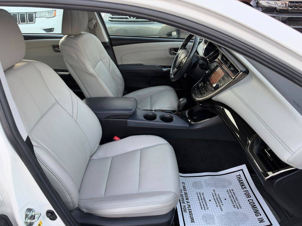 Used 2014 Toyota Avalon Limited FWD image 14
