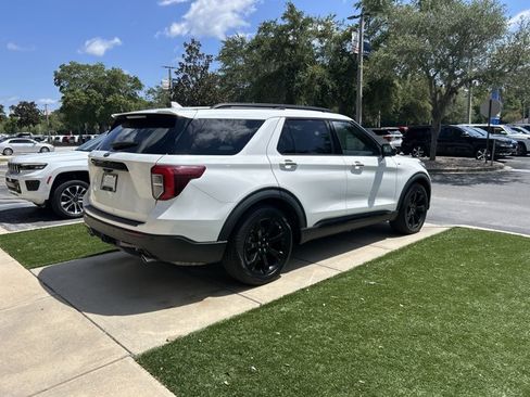 Certified 2022 Ford Explorer ST-Line w/ Class IV Trailer Tow Package RWD image 3