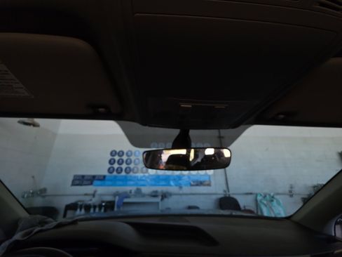 Certified 2023 Volkswagen Taos S image 33