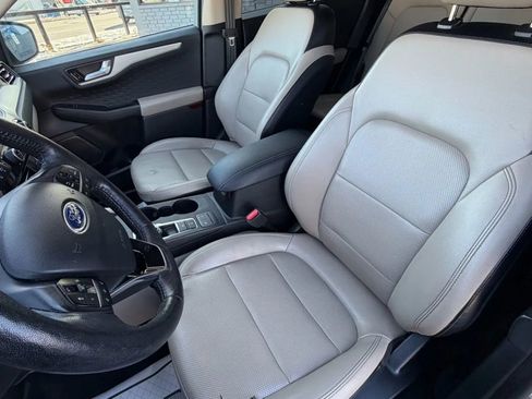 Used 2020 Ford Escape SEL FWD image 15