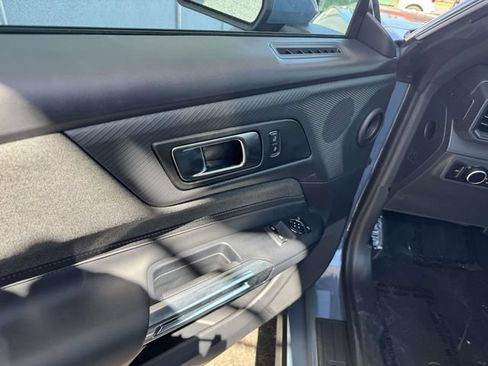 Used 2025 Ford Mustang Coupe RWD image 17