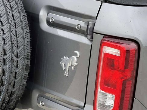 Used 2022 Ford Bronco Big Bend image 9