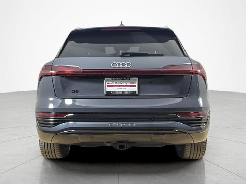 Used 2024 Audi Q8 e-tron Prestige w/ Prestige Package AWD/4WD image 4